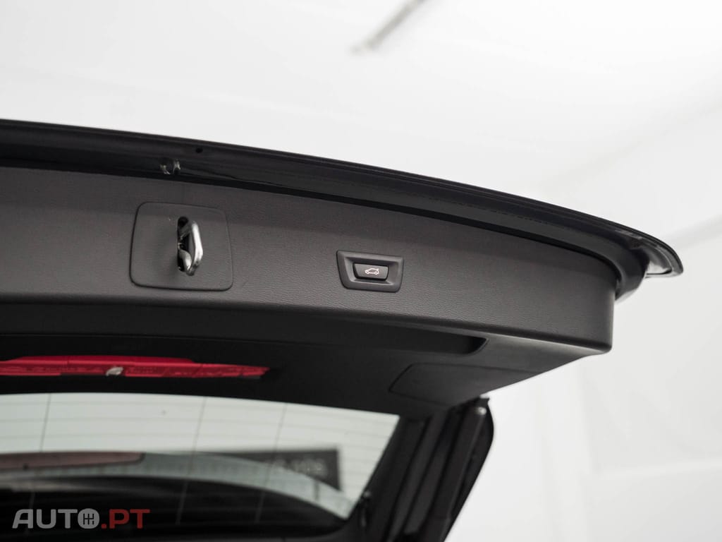 BMW X1 25 e xDrive Corporate Edition
