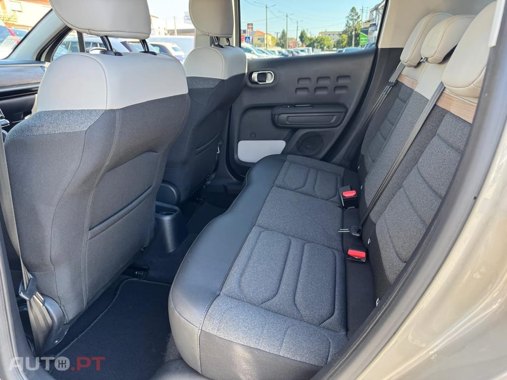Citroen C3 1.2 PureTech Shine EAT6