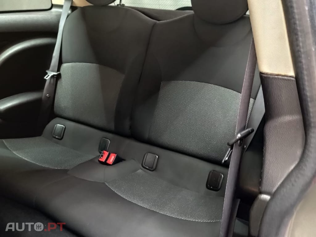 MINI Cooper One 1.6
