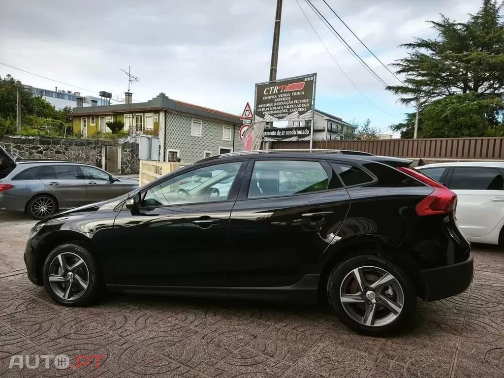 Volvo V40 Cross Country 2.0 D2 Kinetic Geartronic