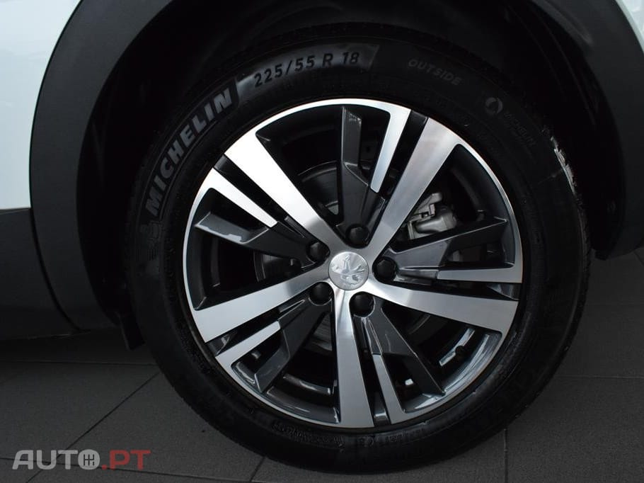 Peugeot 3008 1.5 BlueHDi ALLURE 130 CV