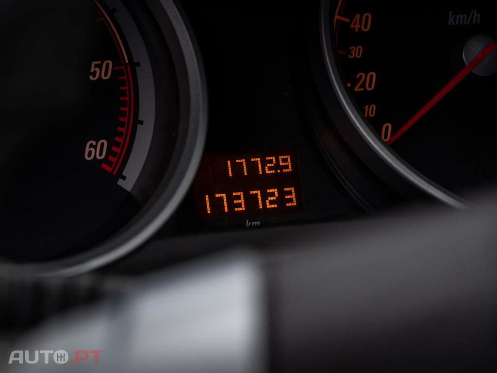 Opel Astra GTC 1.7 CDTi