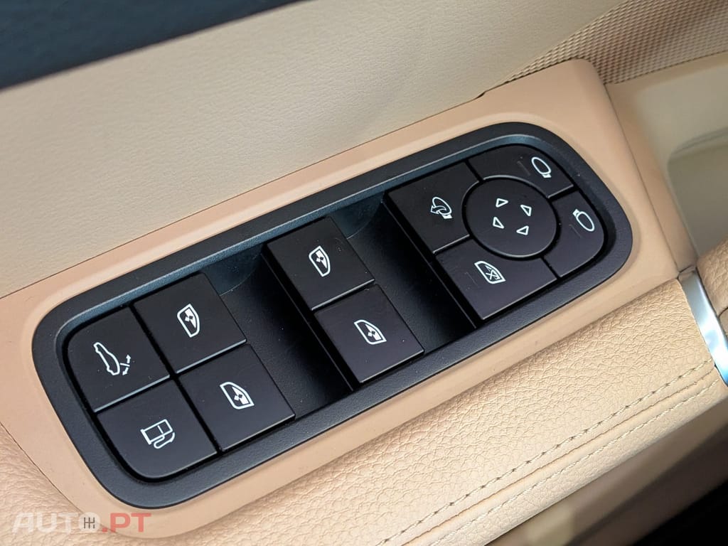 Porsche Cayenne E-Hybrid Tiptronic S