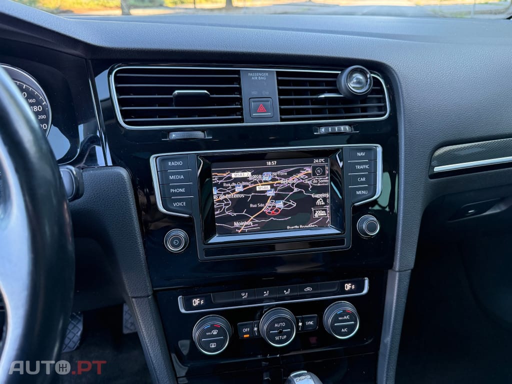 Volkswagen Golf Variant 1.6 TDi Highline DSG