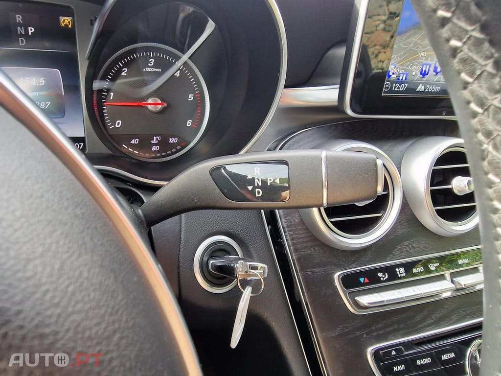 Mercedes-Benz C 250 d Coupe 9G-TRONIC AMG Line