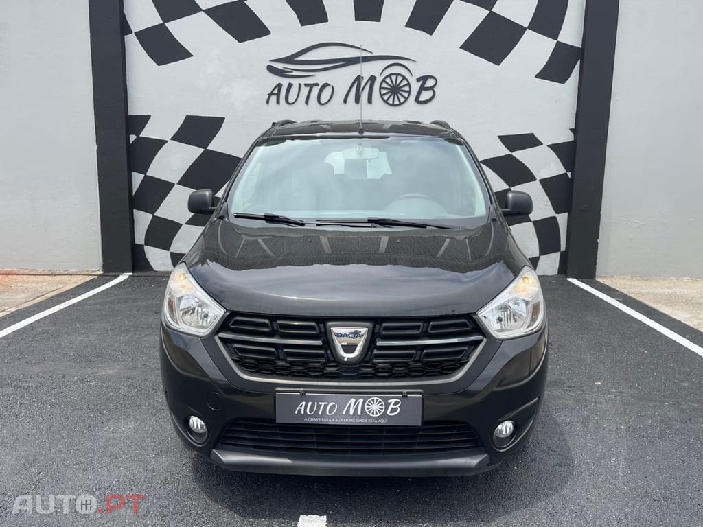 Dacia Lodgy 1.5 Blue dCi Stepway 7L