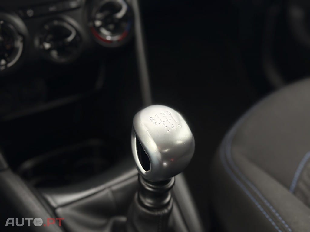 Peugeot 208 1.5 BlueHDi Signature