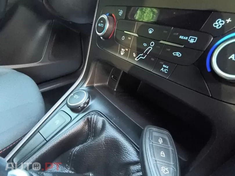 Ford Focus SW 1.5 TDCi ST-Line