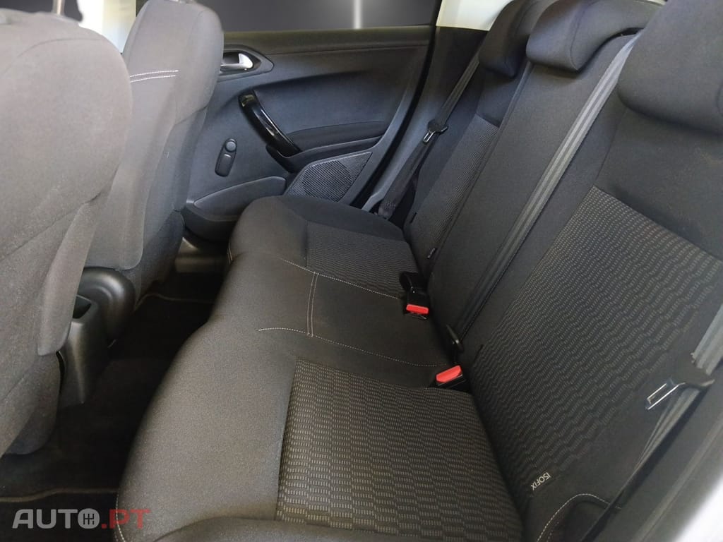 Peugeot 208 1.2 PureTech Style