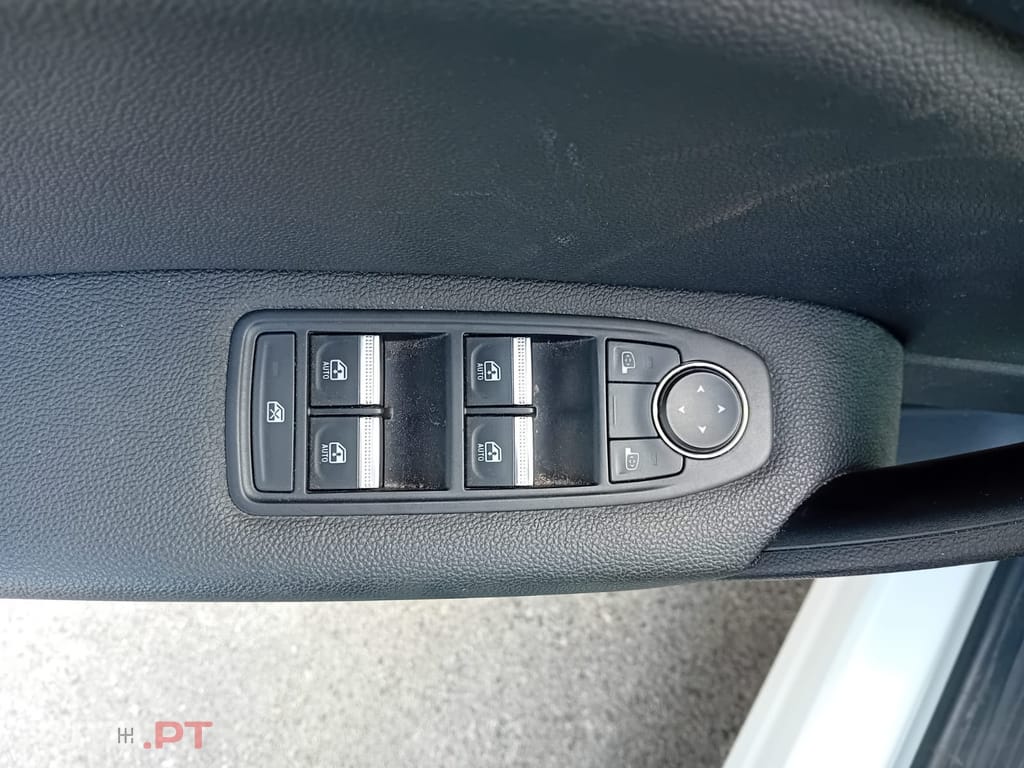 Renault Captur 1.0 tce Exclusive Bi-fuel - Nacional