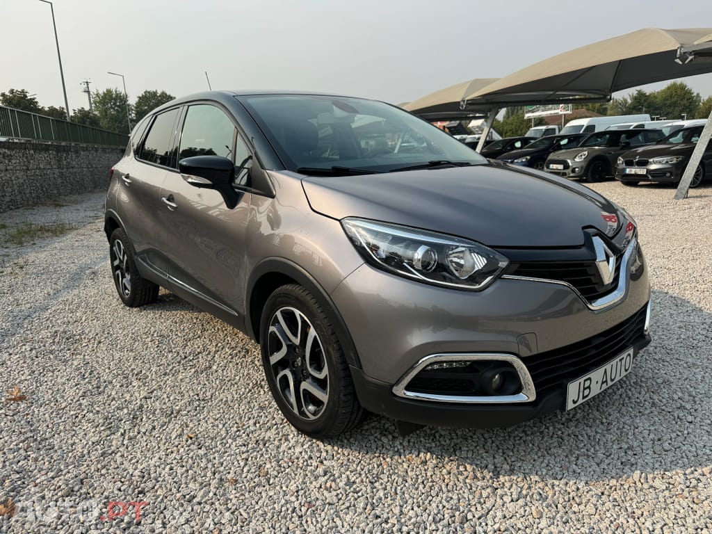 Renault Captur 1.2 TCe Exclusive EDC
