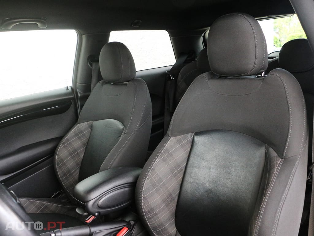 MINI Cooper Cooper S