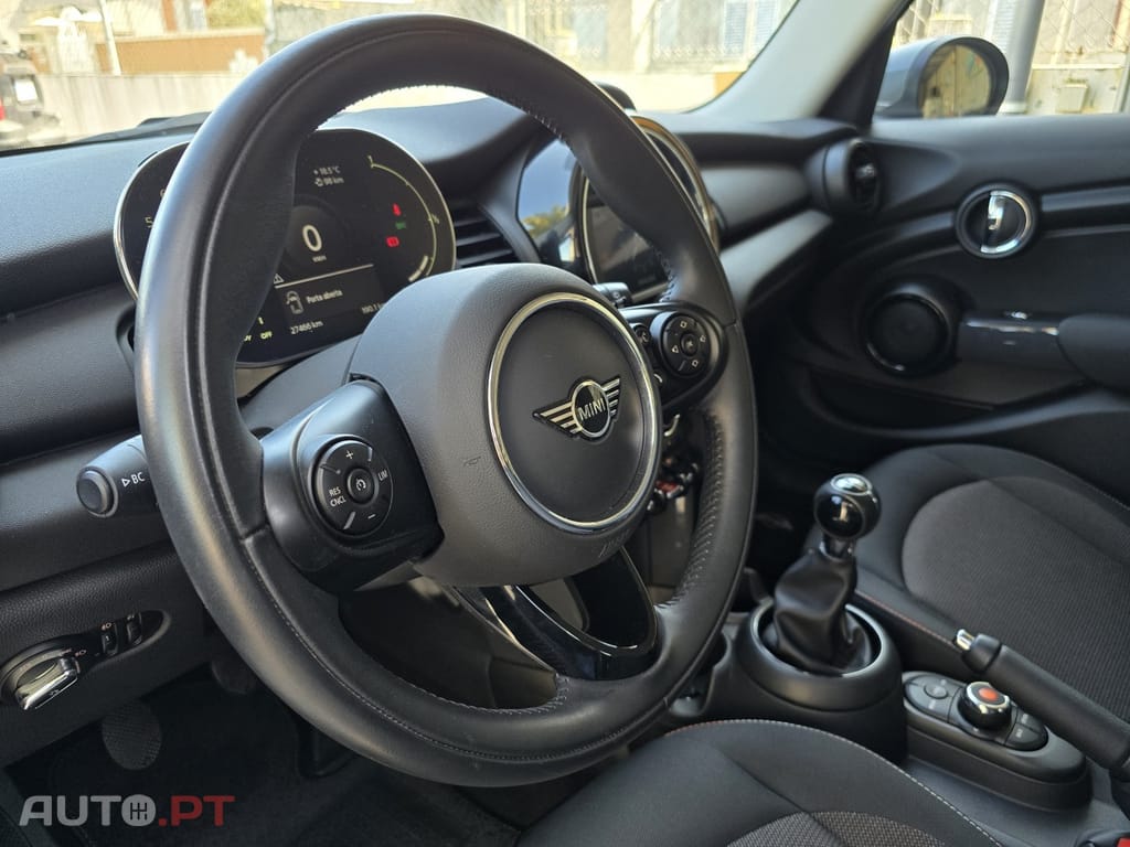 MINI Cooper ONE FIRST