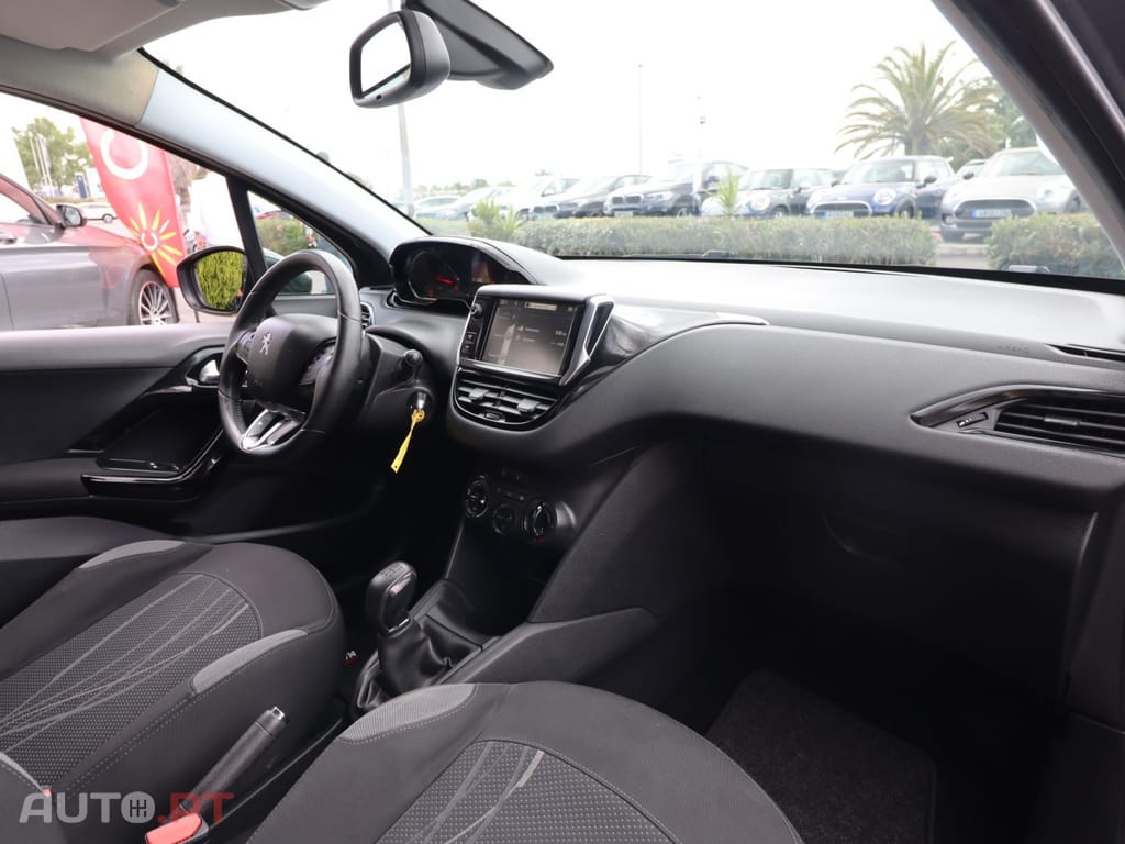 Peugeot 208 1.4 HDi Active
