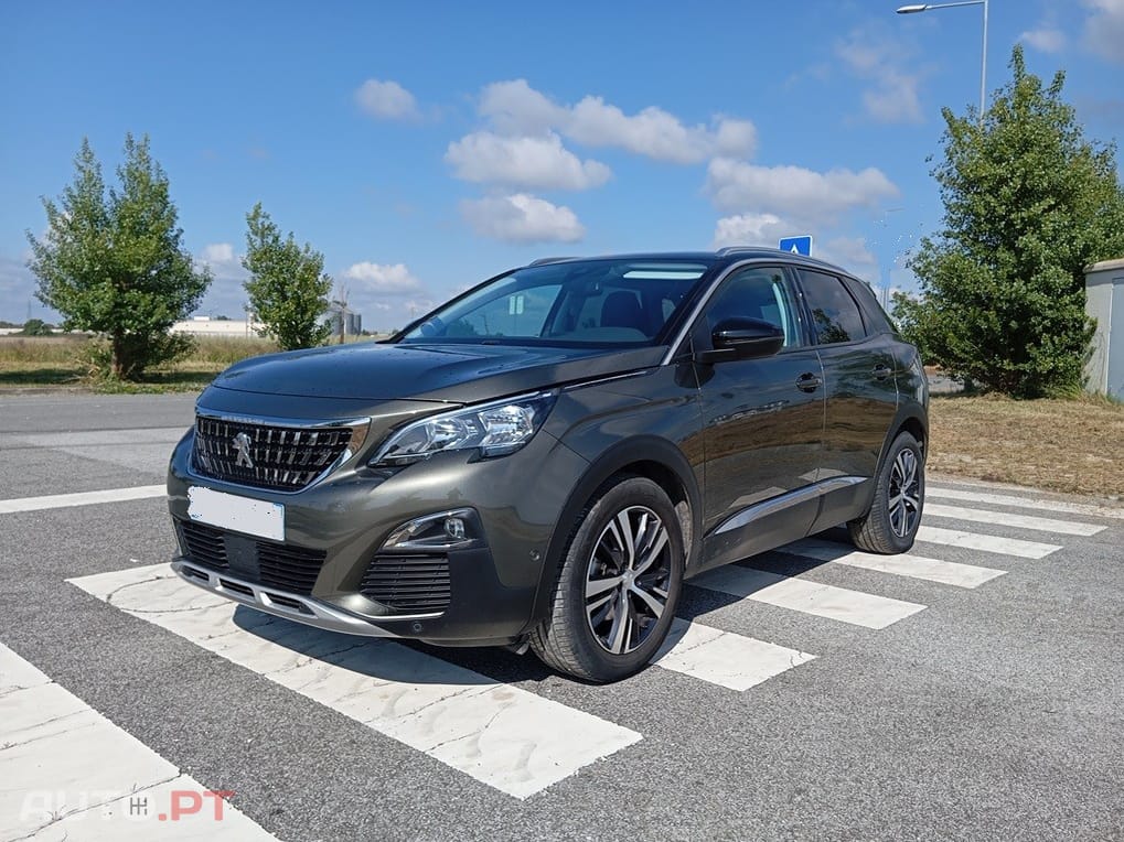 Peugeot 3008 PureTech 130 Stop & Start GPF EAT8 Allure
