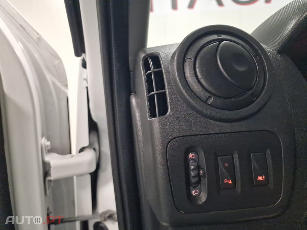 Renault Master L2H2 3.5T 2.3 DCI 130CV GPS CAM. TRASEIRA IVA DEDUTIVEL