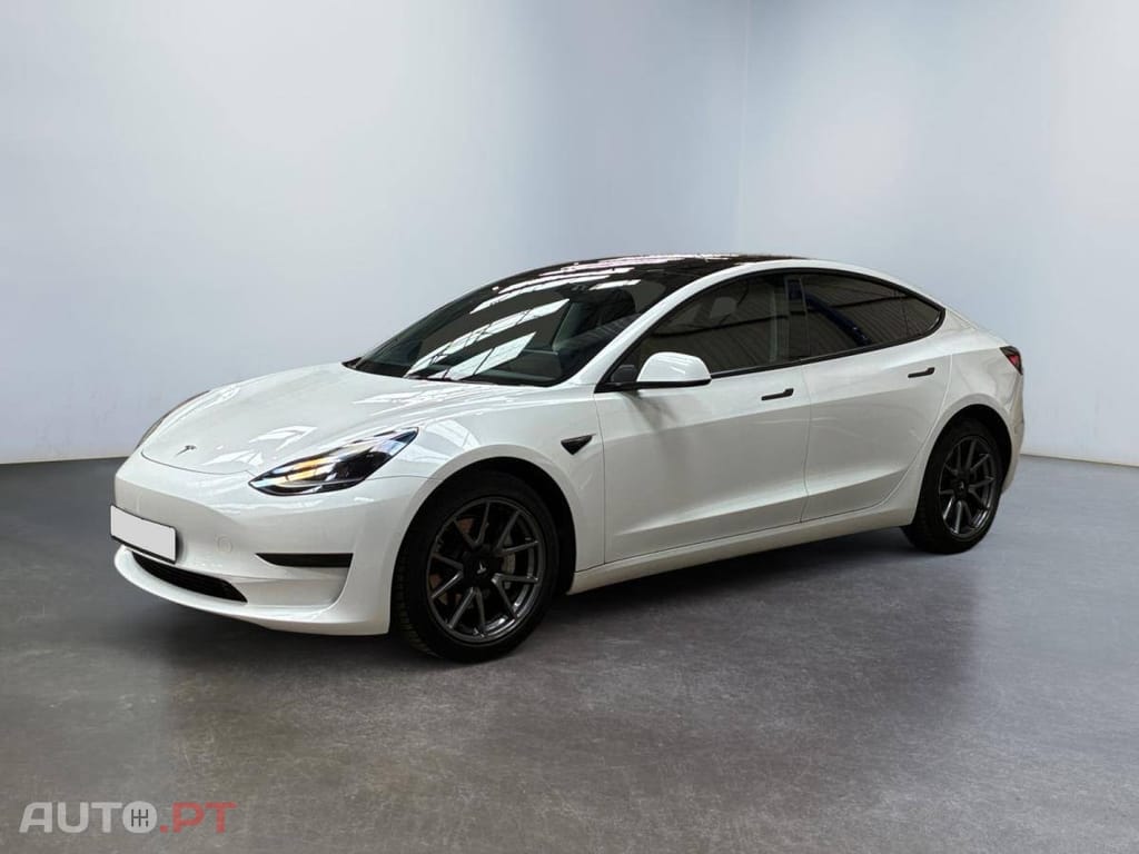 Tesla Model 3 Standard Range Plus RWD