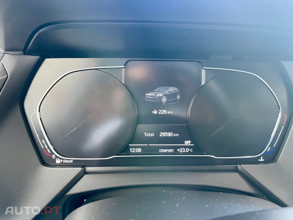 BMW 116 d Pack Desportivo M Auto