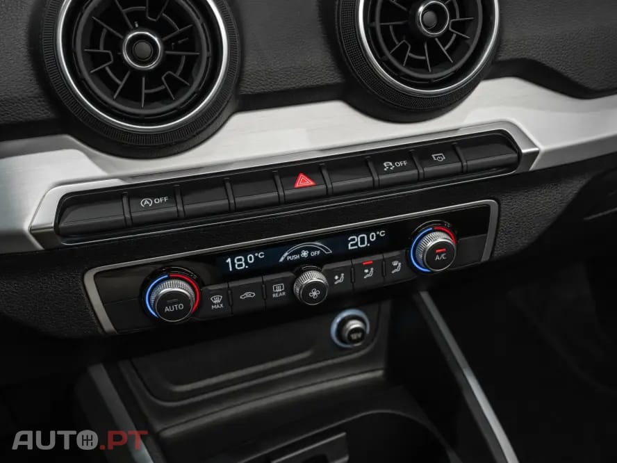 Audi Q2 30 TFSI S line