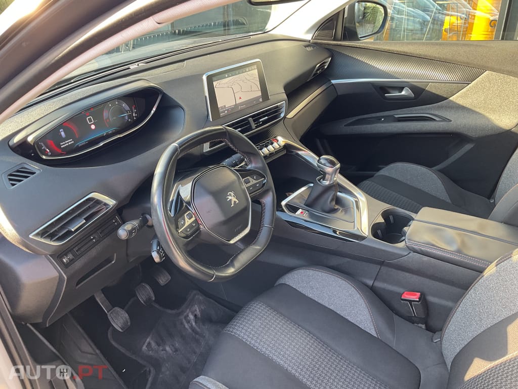Peugeot 3008 1.6 BlueHDi Active