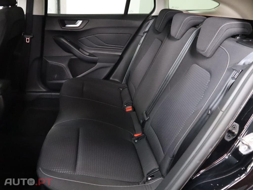 Ford Focus 1.5 TDCI EcoBlue TITANIUM