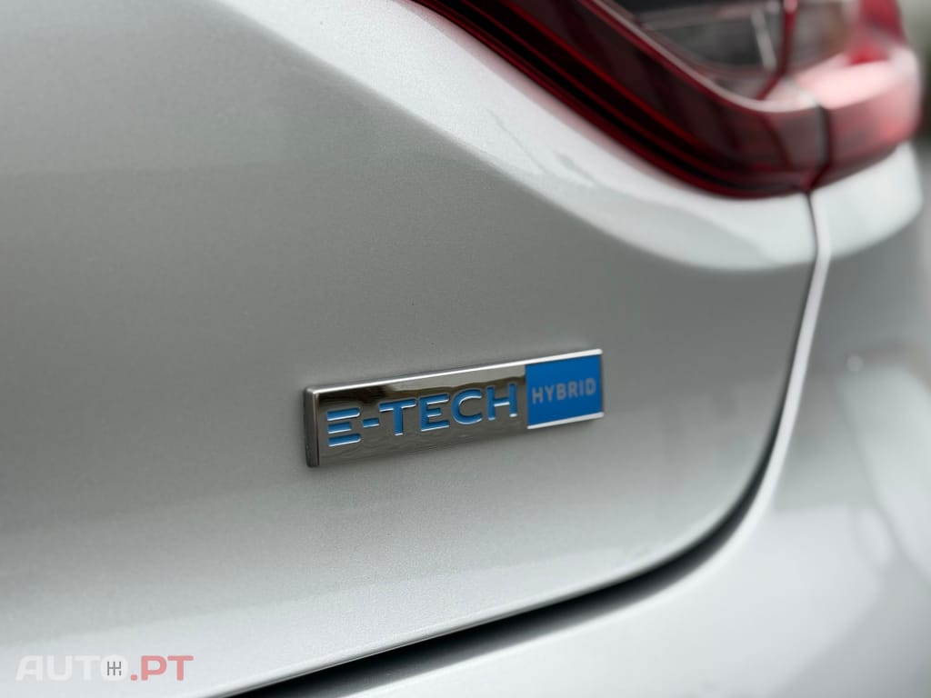 Renault Clio 1.6 E-Tech Intens