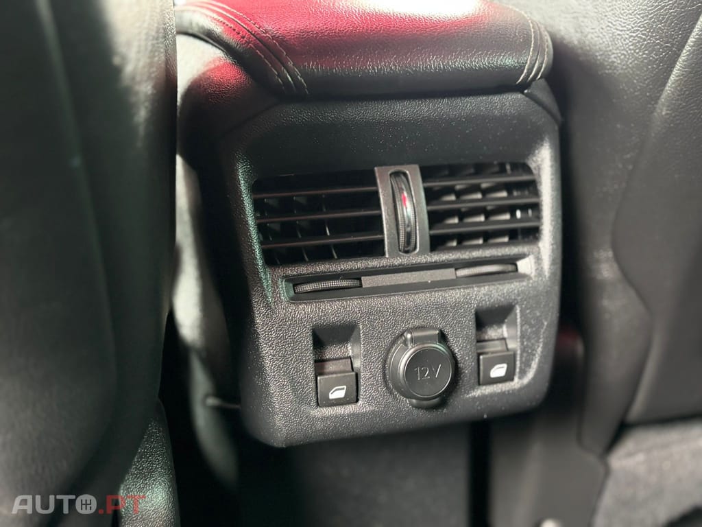 Citroen DS5 2.0 HDi Hybrid4 So Chic CMP6 88g