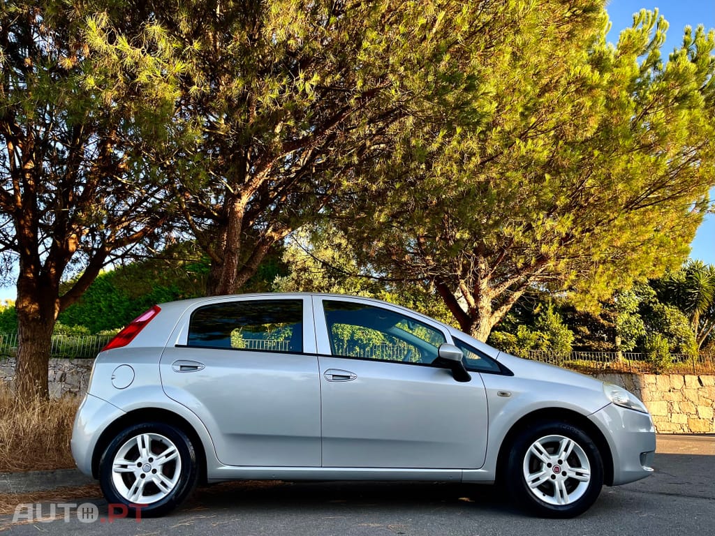 Fiat Grande Punto 1.3 M-Jet Free J15