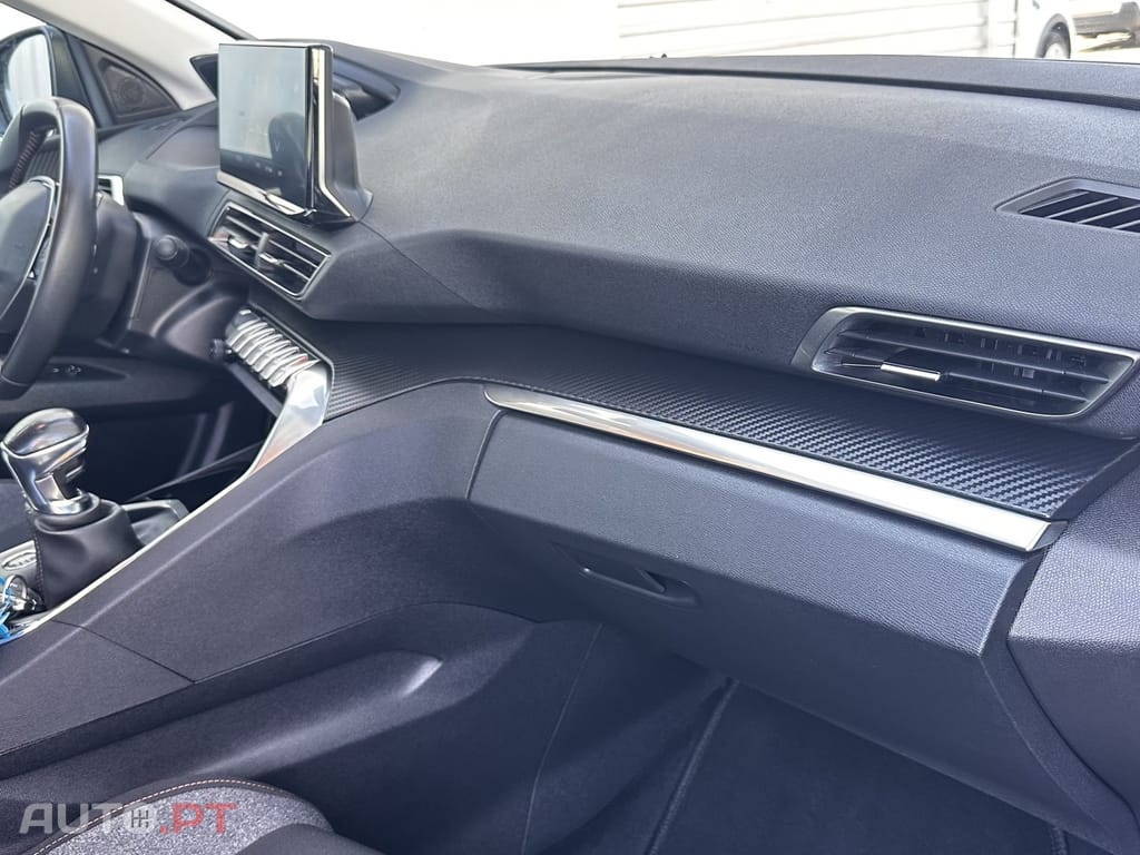 Peugeot 3008 1.5 BlueHDi Active Pack