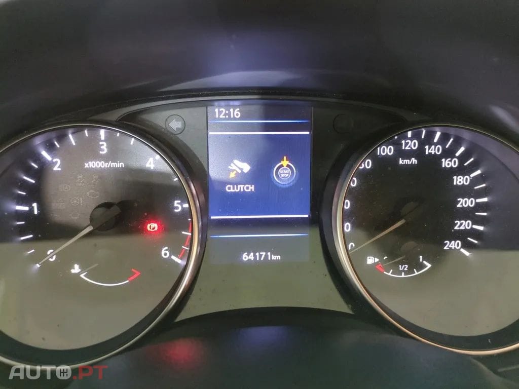 Nissan Qashqai 1.5 dCi N-Connecta J18