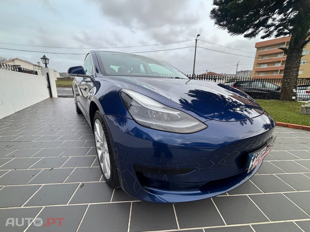 Tesla Model 3 Standard Range Plus RWD