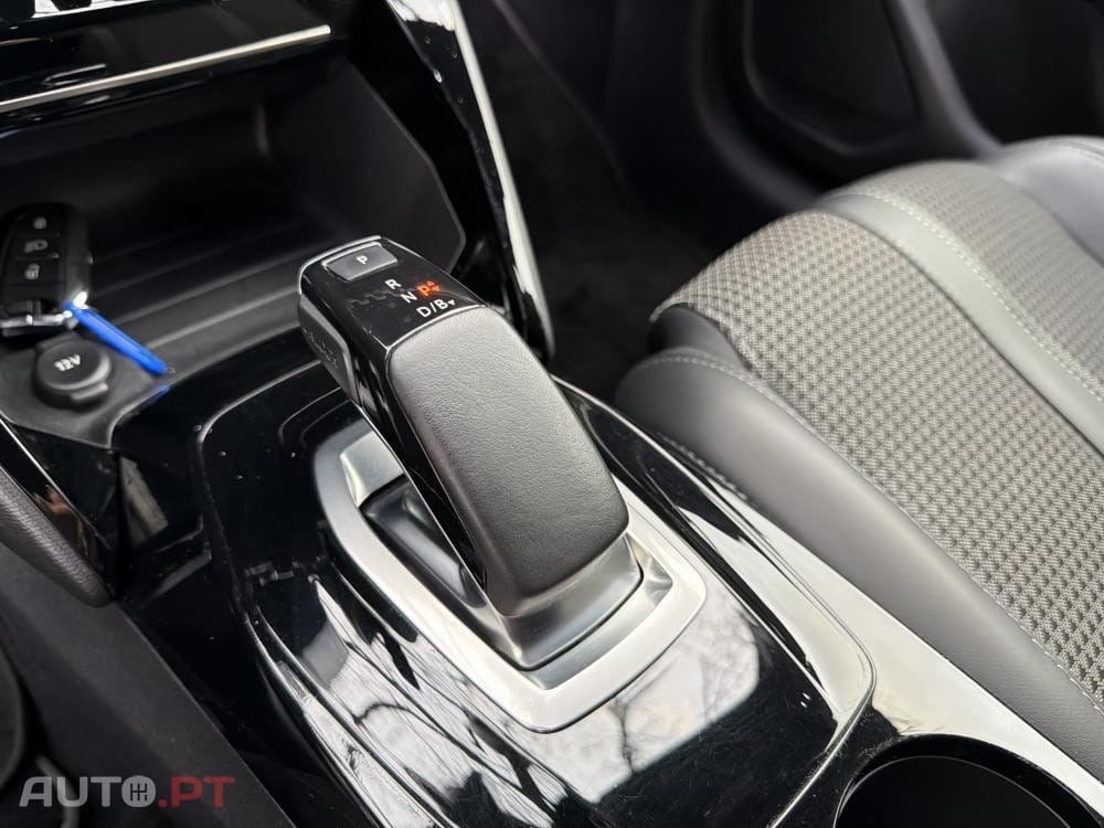 Peugeot E-208 50 kWh GT Pack