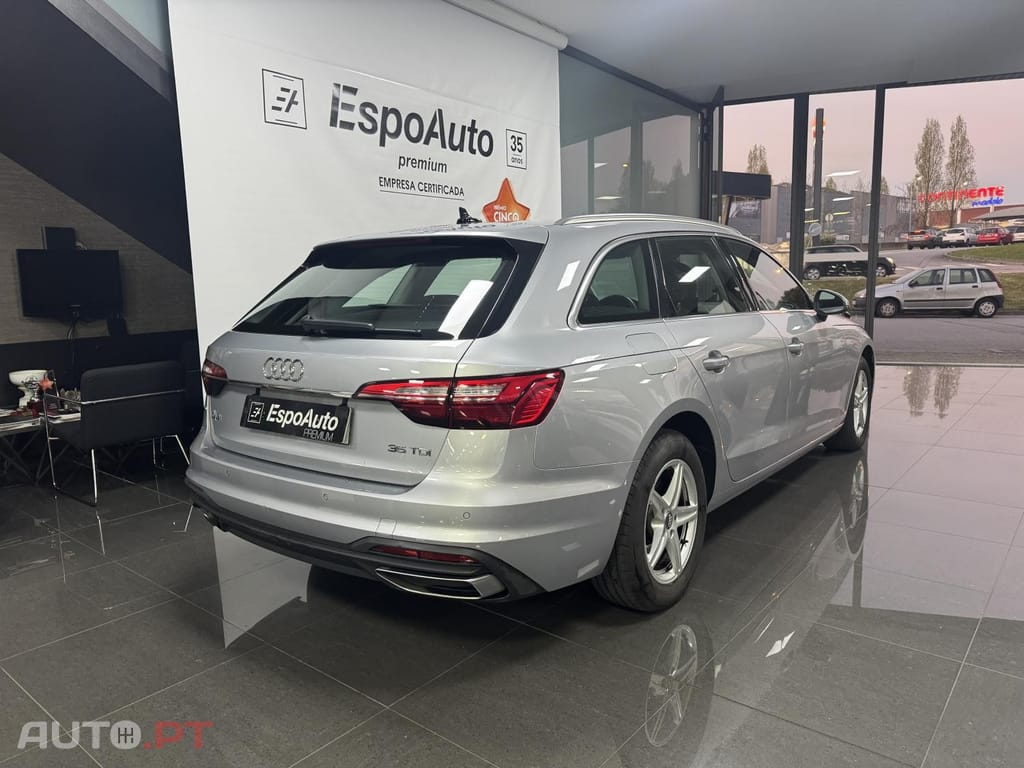Audi A4 Avant 35 TDI S tronic