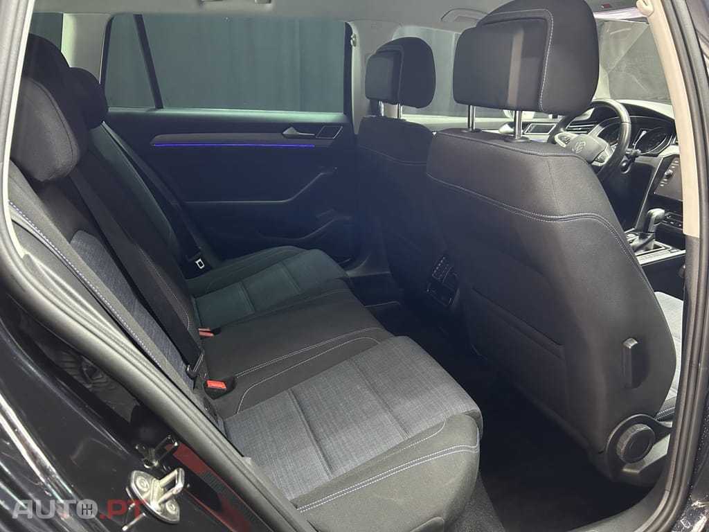 Volkswagen Passat Variant 1.5 TSI eHybrid Business DSG