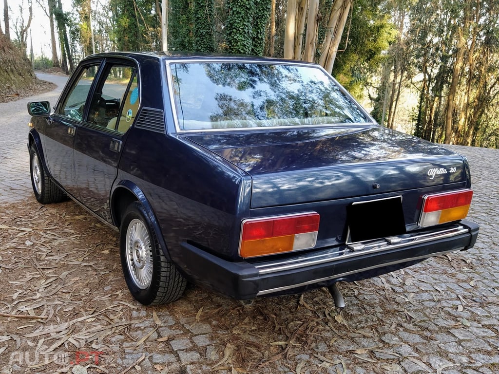 Alfa Romeo Alfetta 2.0L