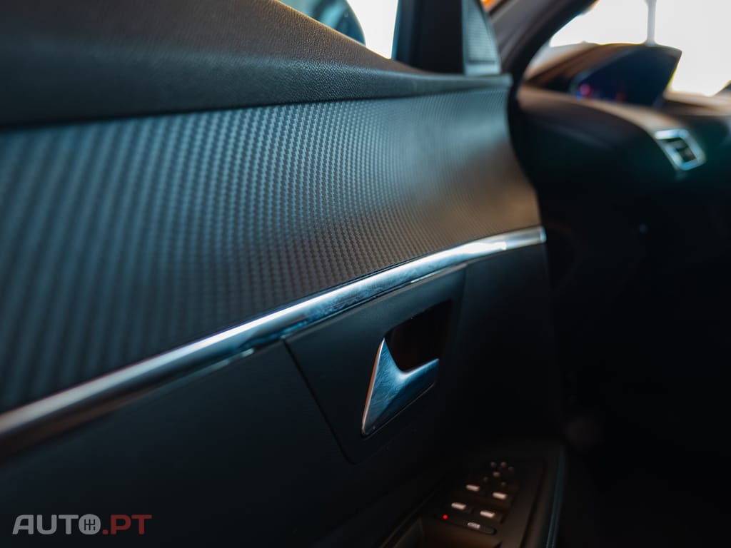 Peugeot 5008 1.2 PureTech Allure Pack EAT8