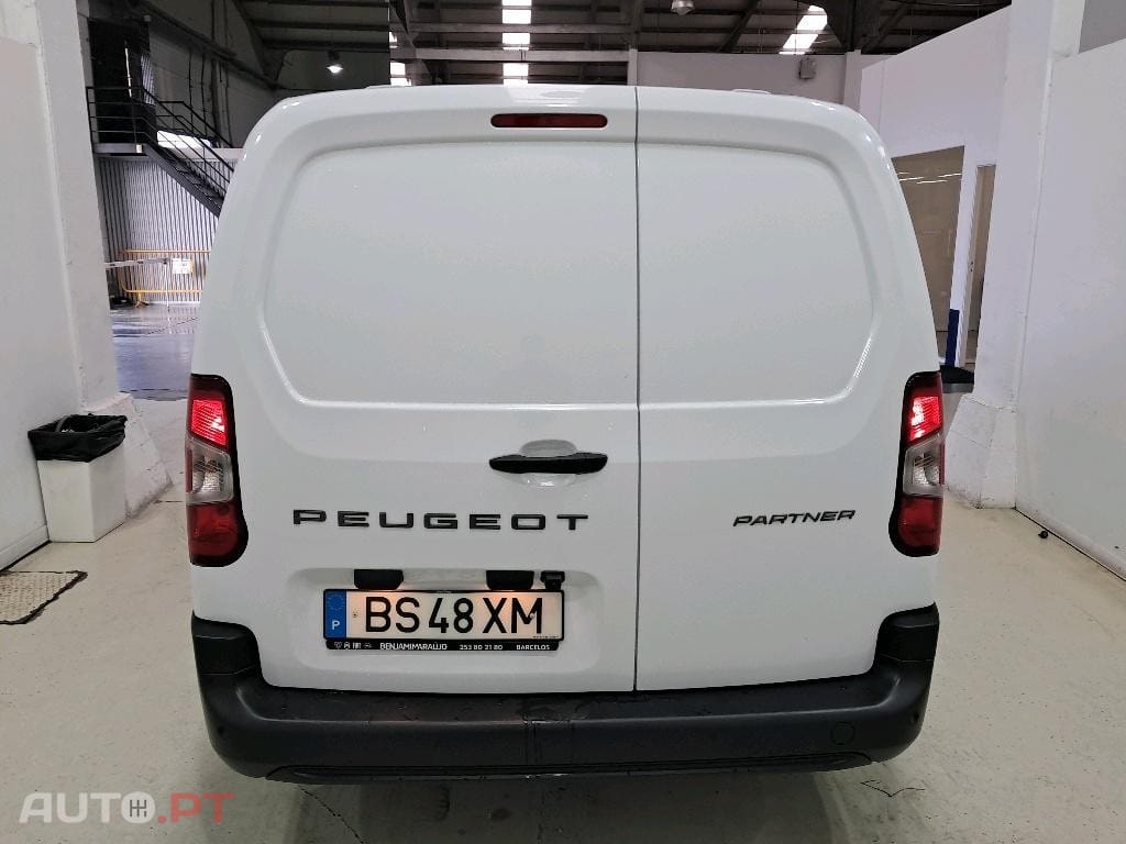 Peugeot Partner 1.5 BLUEHDI 100CV LONGA CAMERA TRASEIRA