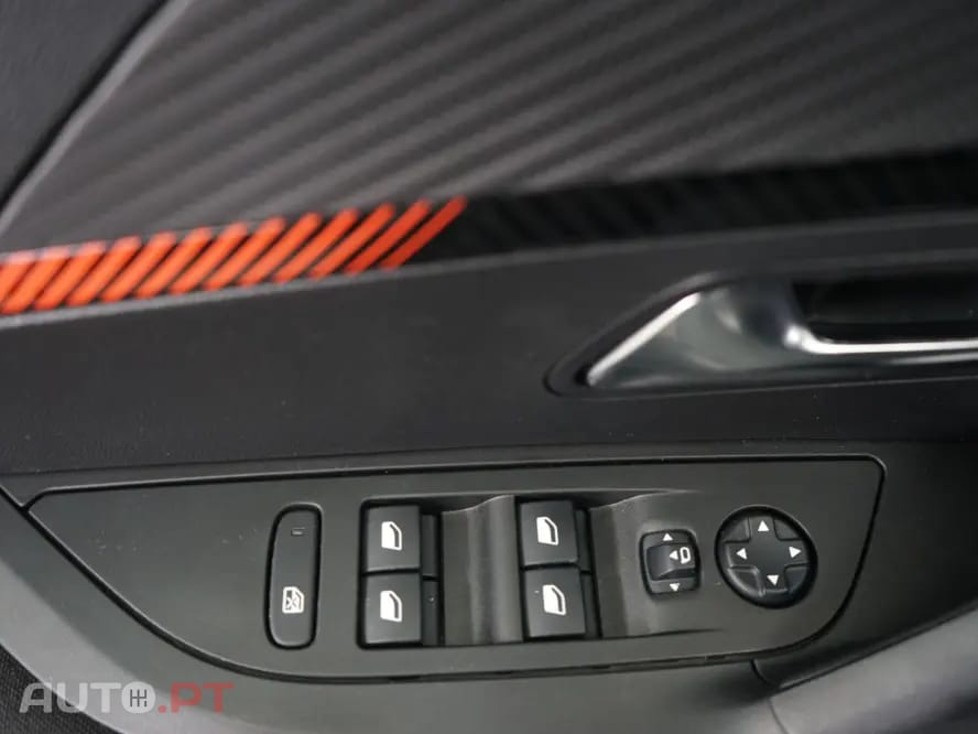 Peugeot 2008 1.2 PureTech Active