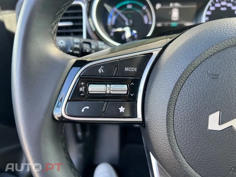 Kia Ceed SW 1.6 GDi 6DCT PHEV Drive