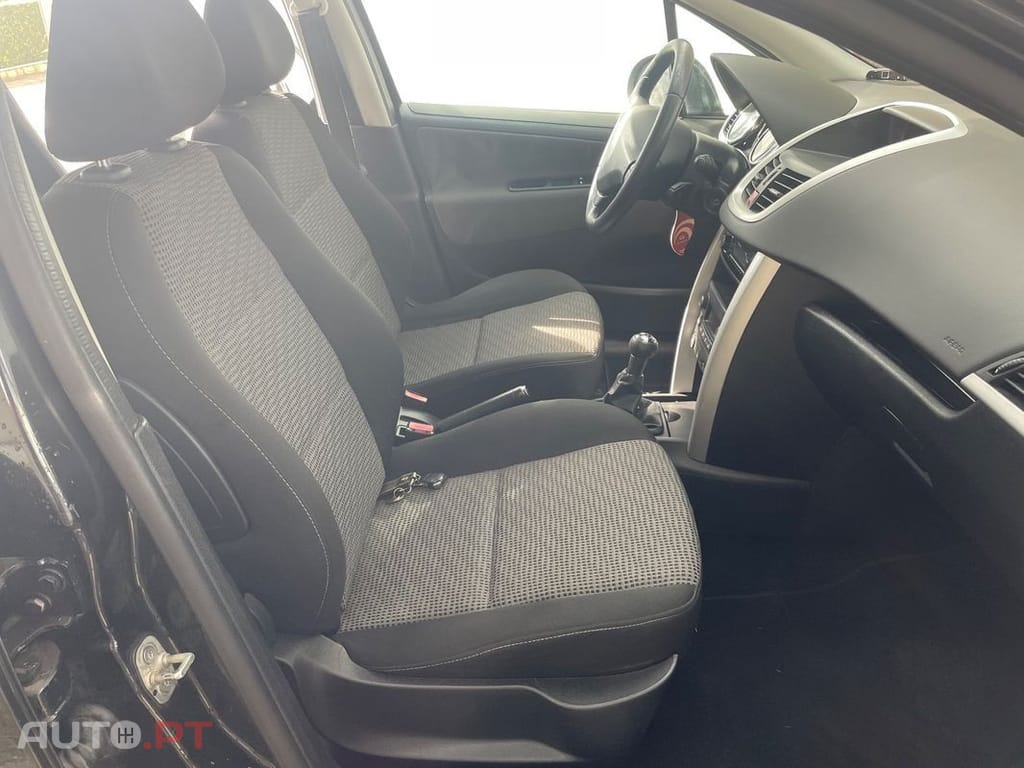Peugeot 207 1.4 16V Active