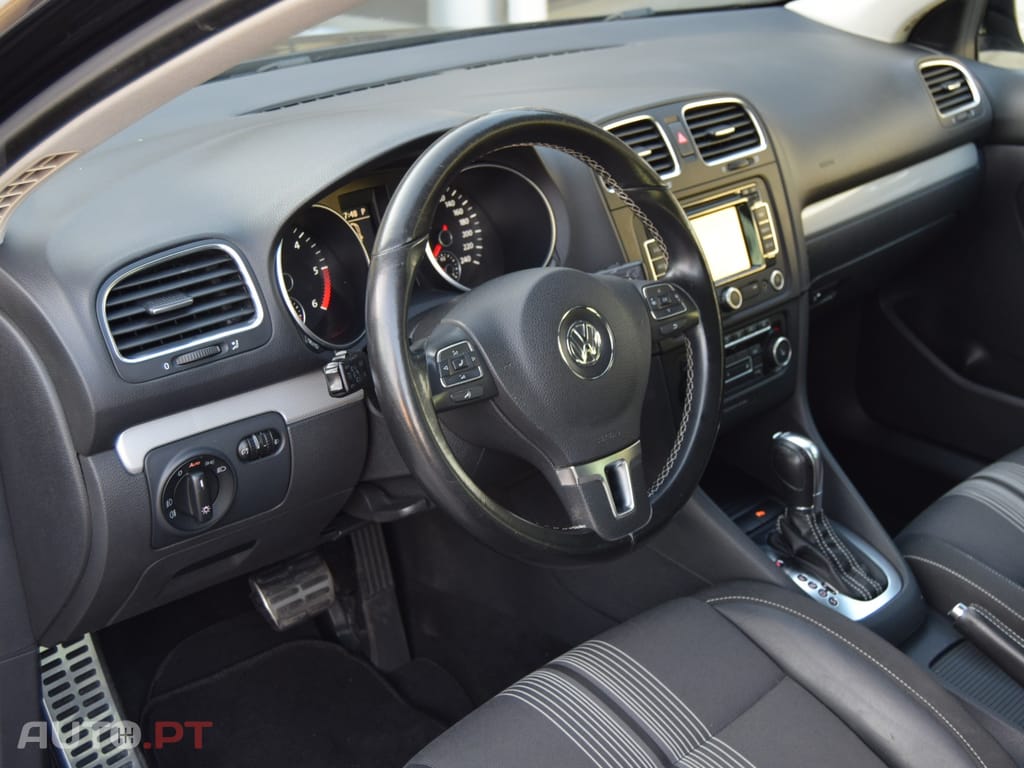 Volkswagen Golf Variant 2.0 TDi Highline DSG