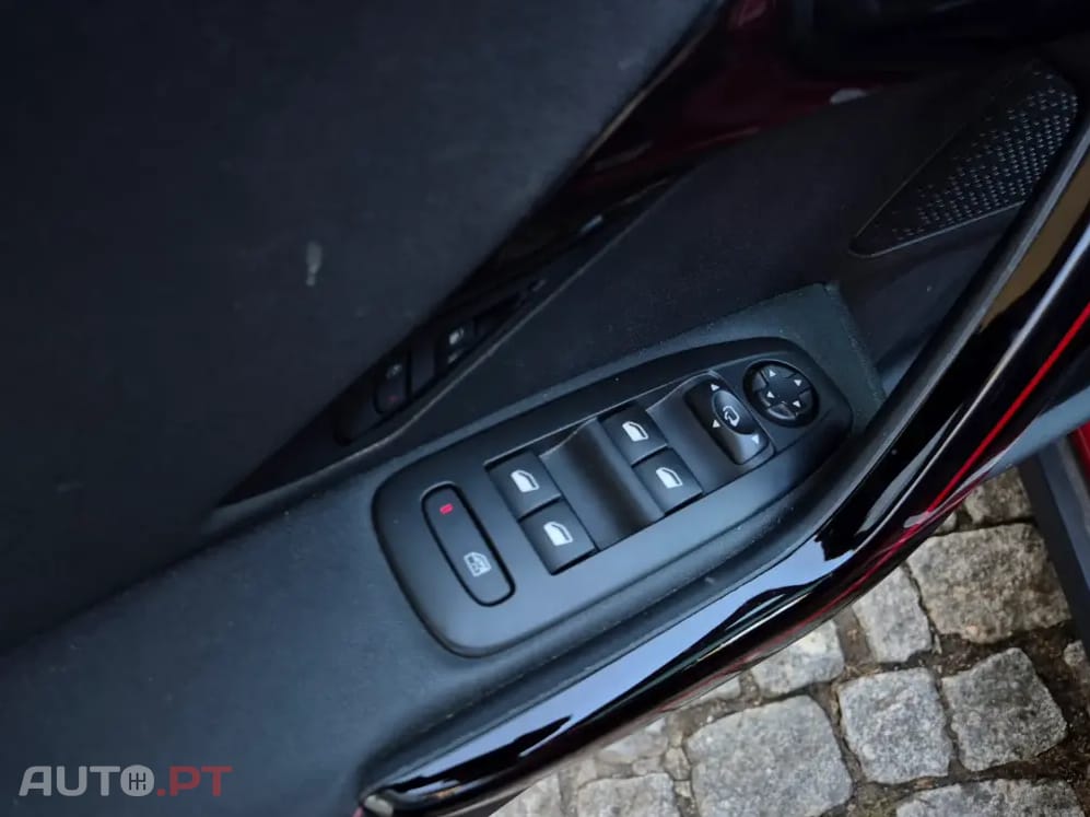 Peugeot 2008 1.6 BlueHDi GT Line