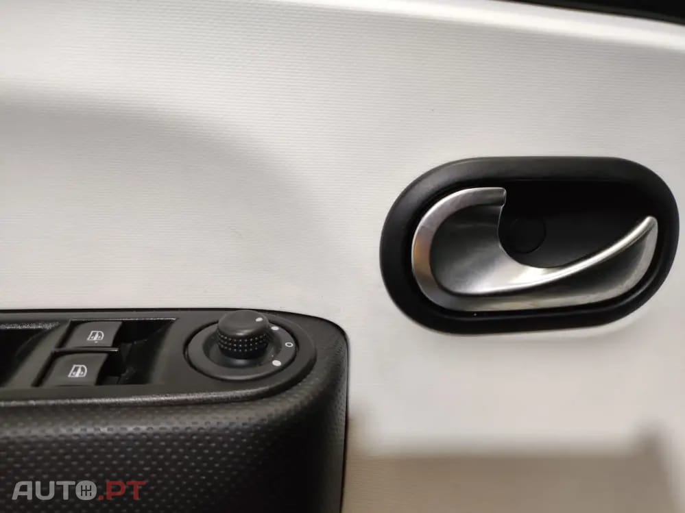 Renault Twingo 1.0 SCe Limited EDC