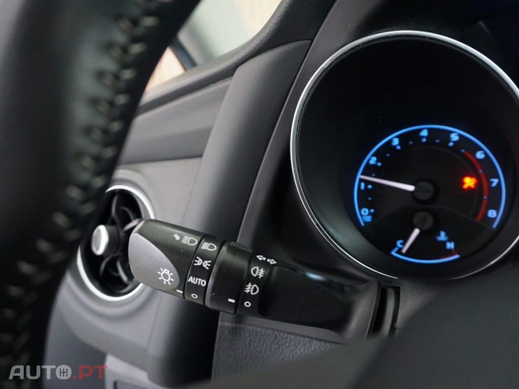 Toyota Auris 1.2 Turbo Design Edition