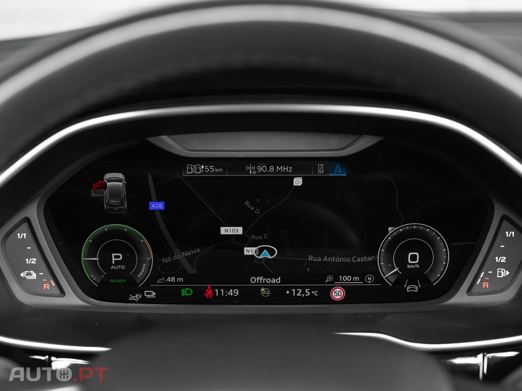 Audi Q3 45 TFSIe S line S tronic