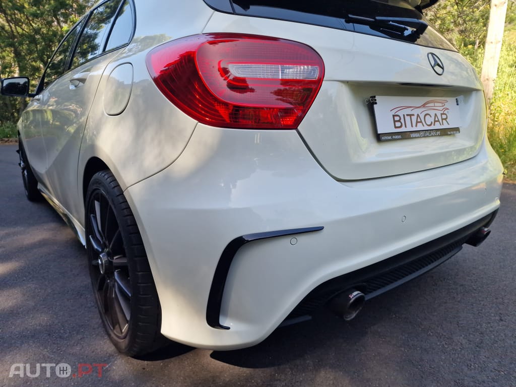 Mercedes-Benz A 180 d AMG Line