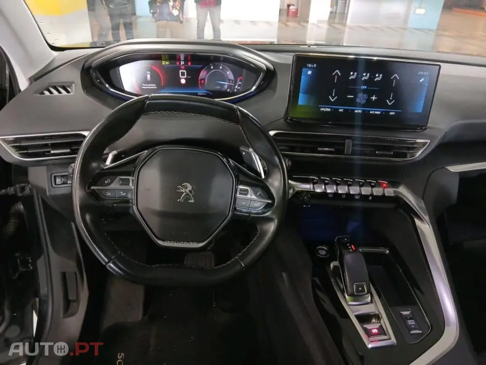 Peugeot 5008 1.5 BlueHDi Allure EAT8