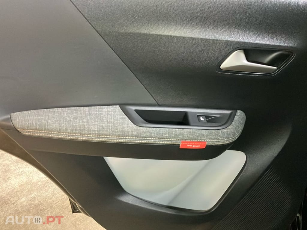 Citroen C3 Aircross 1.2 Hybrid Plus e-DSC6