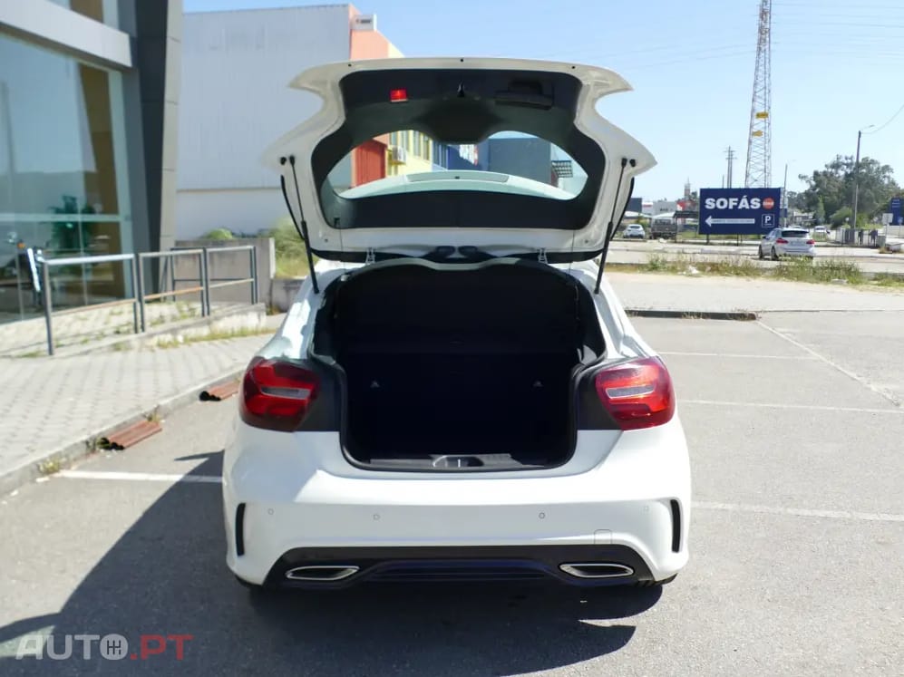 Mercedes-Benz A 180 d AMG Line