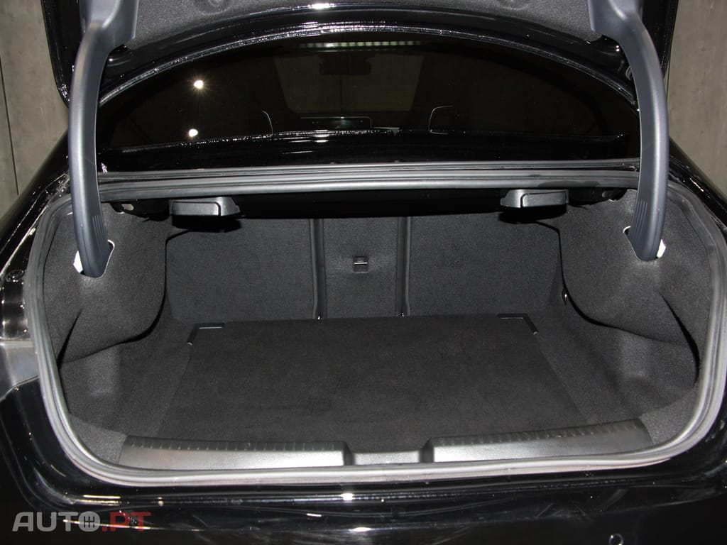 Mercedes-Benz CLA 180 d AMG Line